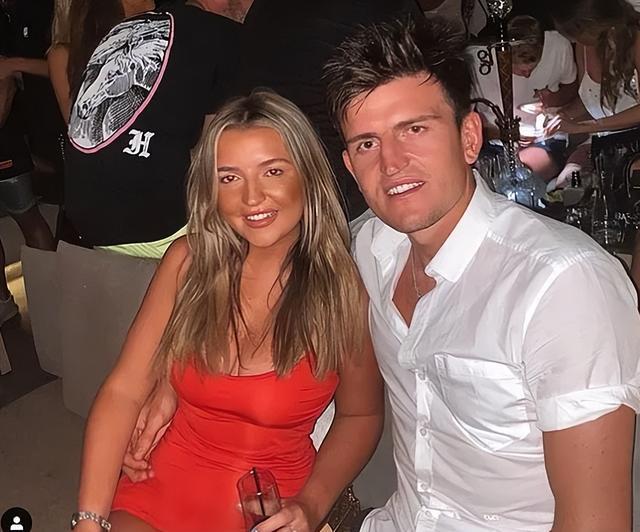 世界杯官方客户端下载-曼联“航母”马奎尔受审记：拒交和解金，宁背案底也要硬刚到底！